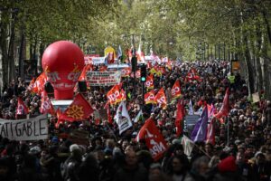 The French trade union leaders call for more protests